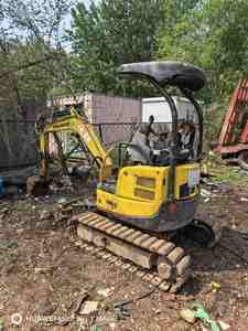 Mini Escavatore Cingolato Idraulico Yanmar VIO17 con Cabina Aperta Compatta, Motore da 14 CV, Componenti Principali della Pompa, 1.7 Ton per Scavi, Anno 2018 - Product Image 2