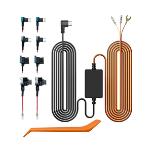 ชุดอุปกรณ์ต่อสาย USB C สำหรับกล้องติดรถยนต์แบบกระจกมองหลัง พร้อมจอแสดงผลขณะจอดรถ และหัวต่อหลายขนาด - Product Image 1