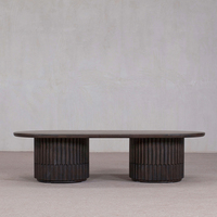 Table basse ovale en bois massif de luxe antique avec un design wabi-sabi, fabriquée à la main et écologique pour le salon et l'hôtel