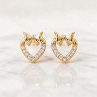 Boucles d'oreilles fines à clous, boucles d'oreilles pour cartilage, boucles d'oreilles CZ, boucles d'oreilles cœur, nœud, boule à vis, barbell, bijoux minimalistes en cuivre plaqué or pour femmes