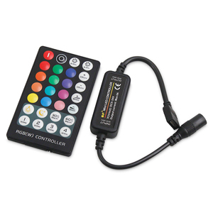Miglior prezzo Wireless RF regolazione della luminosità facile cablaggio <span class=keywords><strong>Mini</strong></span> RGBW <span class=keywords><strong>Controller</strong></span> di piccole dimensioni per l'illuminazione interna - Product Image 5