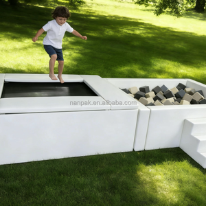 อุปกรณ์สนามเด็กเล่นในร่ม/กลางแจ้งแบบกำหนดเองได้  ชุดกระโดดเล่นนุ่มนวลพร้อมบ่อบอล สำหรับงานปาร์ตี้ ห้างสรรพสินค้า และร้านกาแฟ - Product Image 2