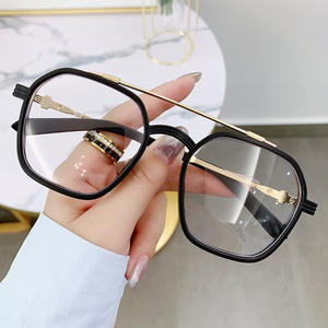 Lunettes d'ordinateur à double faisceau <span class=keywords><strong>pour</strong></span> femmes Lunettes carrées surdimensionnées <span class=keywords><strong>pour</strong></span> hommes Anti-lumière bleue <span class=keywords><strong>pour</strong></span> femmes <span class=keywords><strong>Lentilles</strong></span> transparentes ultra-légères Lunettes optiques <span class=keywords><strong>myopes</strong></span> - Product Image 5