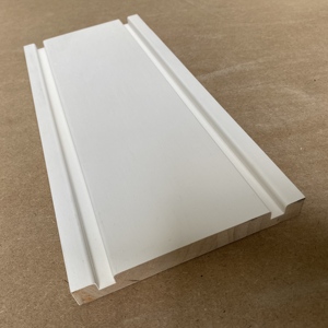 Moulures en bois avec base blanche apprêtée, moulures de haute qualité - Product Image 4