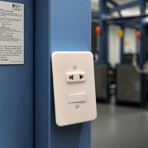 Vente directe d'usine exportation amérique du sud prise de commutateur mural 10A 125V ABS une sortie panneau Beige de Style <span class=keywords><strong>ancien</strong></span> transfrontalier - Product Image 5