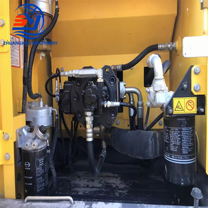 Used Second-hand Excavator Earth-moving <b>Machinery</b> KOBELCO SK200D for Sale - Product Image 4