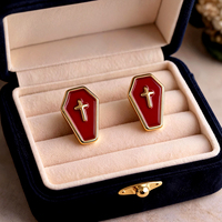 Piercing Labret en Acier Chirurgical 316L avec Croix de Cercueil Gothique Vampire Émaillée, Bijou de Piercing Lèvre et Boucles d'Oreilles à Dos Plat pour Hélix Tragus 16G