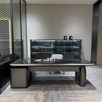 Bureau de direction Boss avec surface en bois grainé, bord arrondi, armoire latérale de rangement, table de luxe pour bureau d'entreprise, salle du PDG