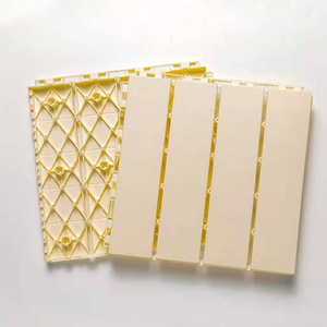 Precio barato PP baldosas de suelo entrelazadas para exteriores/interiores piso de cubierta empalmado de plástico - Product Image 1