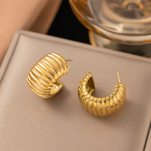 Hypoallergenic <b>Chunky</b> 18k <b>Gold</b> Plated Stainless Steel Trendy Geometric <b>Hoop</b> <b>Earrings</b> Gifts for Women - Product Image 6