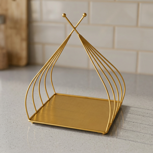 Support à bougie géométrique doré de luxe, style nordique moderne, ornement de table de Noël décoratif, porte-bougie en métal géométrique doré - Product Image 1