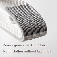 Cintre en plastique ultra-fin LANZYLO ODM pour suspendre les vêtements, sans couture, anti-épaules, pour séchage et rangement, moderne et simple