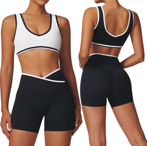 8843 logo personnalisé soutien-gorge de sport passepoil blanc et short coupe en V Yoga Pilates Fitness costume vêtements actifs pour femmes pour Studio Gym <span class=keywords><strong>Club</strong></span> - Product Image 1