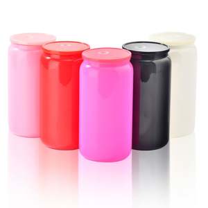 Taza de vidrio transparente para sublimación de 16 oz, estilo lata de cerveza colorida, con tapa de bambú y pajitas, desde almacén de EE. UU. - Product Image 3