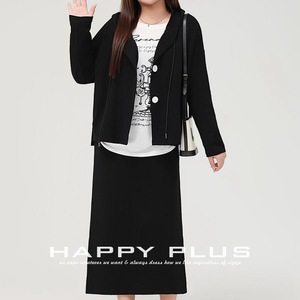 ชุดเซ็ตผู้หญิงไซส์ใหญ่ Runqi เสื้อยืดสีขาวพิมพ์ลาย เสื้อสายเดี่ยวสีดำ เสื้อคลุม กระโปรงถัก ชุดลำลอง สีพื้น สายเดี่ยว - Product Image 4