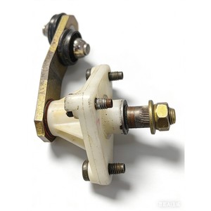Nissan Wiper Linkage Lever Triangular <b>Bracket</b> <b>Plastic</b> Seat Sk23 White Engineering <b>Plastics</b> For X Trail Teana Tiida Bluebird - Product Image 3