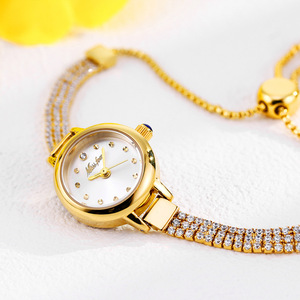 Montre sertie de diamants la plus vendue - Montre mini élégante et tendance pour femmes, petite et compacte - Product Image 5