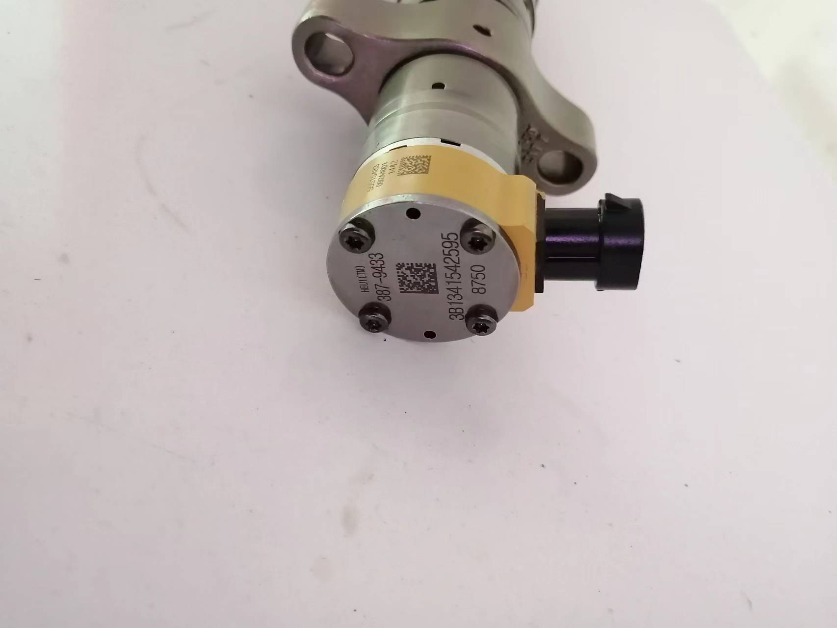 Diesel Fuel Injector c9 387-9433 3879433 for CATERPILLAR c9 engine
