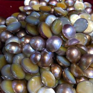 Perlas Mabe Redondas Cultivadas en Agua de Mar, Color Oro Púrpura, Grado AAA, de Wenchi Mabei World, Compra al por Mayor en Lotes Pequeños - Product Image 2