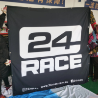 Signe de bannière de course de drapeau à carreaux de promotion d'impression de tissu numérique personnalisé de toute taille