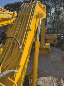 รถขุดตีนตะขาบ Komatsu PC360 PC360-811M0 คุณภาพสูงจากญี่ปุ่นแท้ มือสอง ประสิทธิภาพสูง - Product Image 6