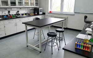 Table de travail ESD avec structure métallique, mobilier de laboratoire, plan de travail ESD sécurisé de qualité médicale pour laboratoire <span class=keywords><strong>CDC</strong></span> et centre de recherche hospitalier - Product Image 5