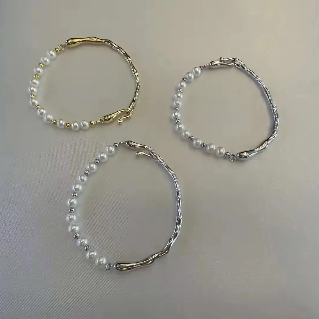 Nouvelle arrivée passant d'eau douce naturel 5-6mm Bracelet de perles d'eau douce naturelles blanches avec argent/or K