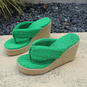 Sandales <span class=keywords><strong>compensées</strong></span> grande taille pour <span class=keywords><strong>femme</strong></span>, best-seller, à entre-doigts, avec semelle en <span class=keywords><strong>corde</strong></span> de paille et dessus en tissu éponge - Product Image 2