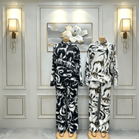 Ensemble deux pièces pour femmes à imprimé abstrait, tissu tissé respirant, costume moderne tendance, tenue décontractée pour tous les jours, tenue sociale, tenue à assortir