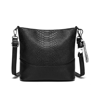 Wide <b>shoulder</b> strap crossbody bag, comfortable and stress-relieving <b>shoulder</b> bag - Product Image 5