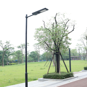 Farola Solar de 800W con Cámara, Control por Aplicación 5G, 360° Iluminación Inteligente para Patio con Rotación y Resistencia al Agua IP65 - Product Image 3