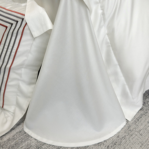 Set di Biancheria da Letto di Lusso Stile Hotel, 100% Lyocell, 4 Pezzi, Elegante Ricamo, Copripiumino Traspirante e Fresco, Set Lenzuola - Product Image 3