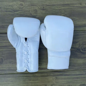 Guantes de Boxeo GYMSTERO Profesionales de Primera Calidad, de Cuero Genuino, Blancos, Ligeros, con Cierre de Gancho y Bucle, para Boxeo - Product Image 1