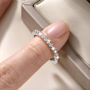 Anillos de media eternidad apilables de moissanita de 2 mm con certificación GRA, color D, VVS1, de cobre con relleno de oro de 14K para mujer, joyería casual y moderna. - Product Image 3