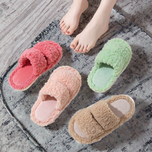 Chaussons d'intérieur pour femmes à bout fermé, très prisés à l'export, mignons, couleur bonbon en coton bouclé, antidérapants - Product Image 3