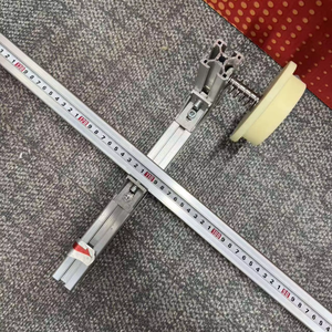 Machine de découpe de <span class=keywords><strong>film</strong></span> solaire pour vitres de voiture, facile à installer, traceur de découpe léger et maniable - Product Image 1