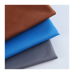 Tissu en taffetas de nylon 272, 120 GSM, poids moyen, teinture unie, résistant à l'eau, pour vêtements, manteaux et vestes - Product Image 4