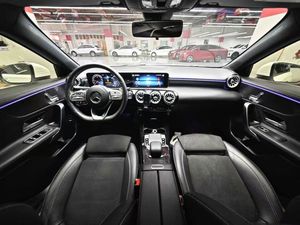 Mercedes-Benz <span class=keywords><strong>Classe</strong></span> <span class=keywords><strong>A</strong></span> 1.3T Essence Berline Automatique LHD 2020 d'occasion pour l'exportation - Product Image 5