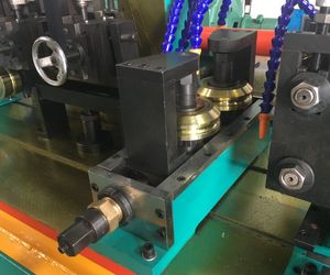 Mesin Pembuat Pipa Baja Karbon Gi Ms Bentuk Bulat Frekuensi Tinggi Otomatis <span class=keywords><strong>ERW</strong></span> <span class=keywords><strong>Tube</strong></span> <span class=keywords><strong>Mill</strong></span> 22-<span class=keywords><strong>76mm</strong></span> dengan Motor sebagai Komponen Inti - Product Image 5