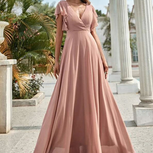 Robes de <span class=keywords><strong>demoiselle</strong></span> <span class=keywords><strong>d</strong></span>'<span class=keywords><strong>honneur</strong></span> personnalisables <span class=keywords><strong>Robe</strong></span> en mousseline de soie <span class=keywords><strong>rose</strong></span> unie à col en V profond avec taille naturelle teint en plaine pour les femmes - Product Image 1