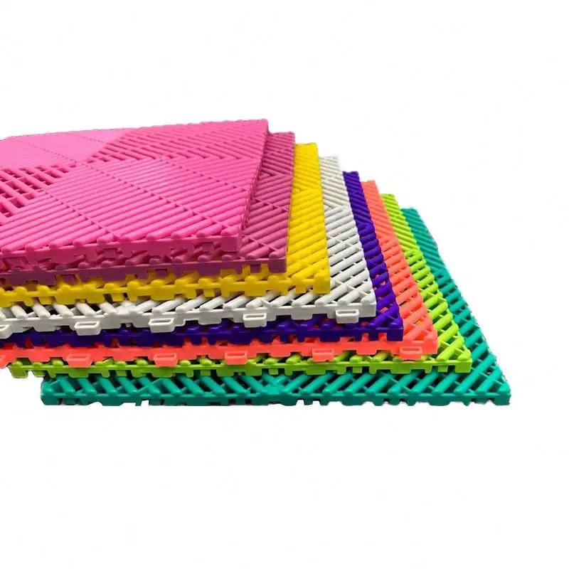 40*40*0.7 Soft PVC Plastic Material Anti-slip Interlocking Garage Flooring Workshop Floor Tile Light Weight GYM Mat