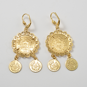 Boucles d'oreilles tendance pour femme en cuivre lisse, durables, élégantes, superposées, ornées de pièces de monnaie Napoléon de la Cour Française, compactes, brillantes et intemporelles - Product Image 4