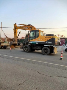 Excavadora de Ruedas HUNDAIY de Segunda Mano 2015-2023 en Venta, Excavadora Hyundai 210W-9 de Segunda Mano a Bajo Precio - Product Image 2