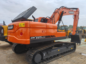 Buen estado, excavadora hidráulica sobre orugas Doosan usada, componentes del motor del núcleo del peso operativo de 22 toneladas, potencia de 115KW - Product Image 3