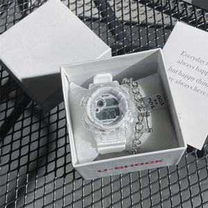 Reloj Deportivo Digital con Diseño de Unicornio en Blanco Glaciar, Elegante y Apto para Instagram - Product Image 1