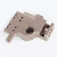 Piezas de mecanizado de metal de aluminio CNC Fresado PEEK POM piezas de plástico de nailon piezas de fresado CNC de buena calidad personalizadas