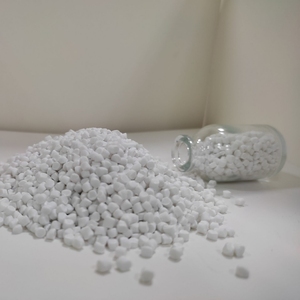 Masterbatch de remplissage PE pour moulage par injection, remplissage plastique de haute qualité avec CaCO3 pour usage industriel - Product Image 1