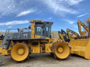 Compacteur de déchets Shantui SR28MR d'occasion en bon état avec roues à pointes, sans fuite d'huile, faible nombre d'heures, rouleau compacteur lourd pour nivellement des ordures - Product Image 4