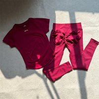 Ensemble de yoga et fitness sans couture personnalisé 7 pièces : T-shirt de sport uni, pantalon de yoga, short taille en V, short de course, tenue de sport active Df