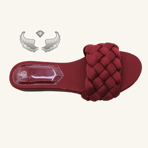 Sandales et pantoufles plates pour femmes, nouvelle collection été, design tendance, à bout ouvert, pour l'extérieur, de haute qualité - Product Image 4